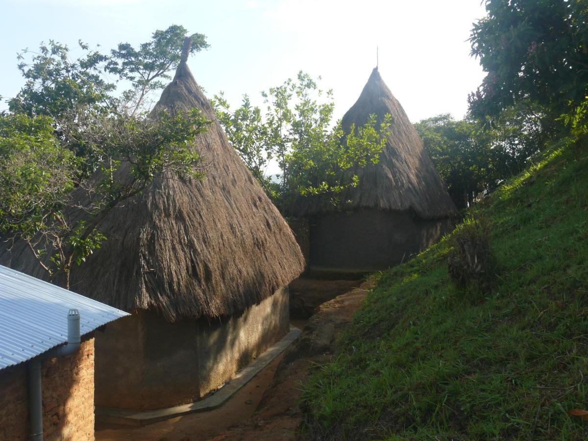 Mbunga Community Tourism Campsite Kasese 外观 照片